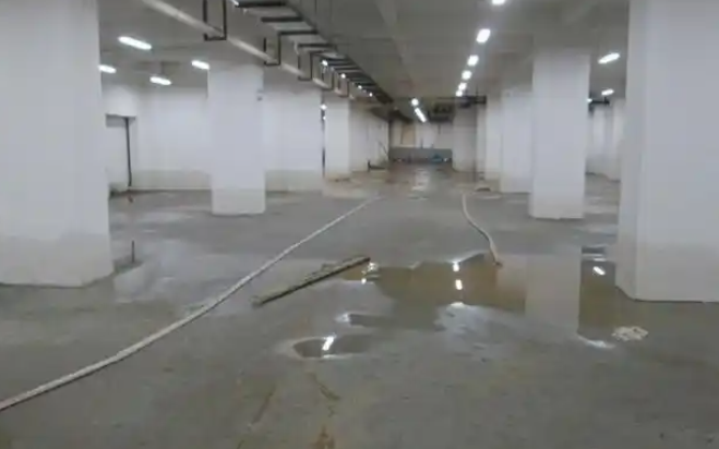 庆阳地铁/地下室堵漏，高压注浆施工有明显效果！